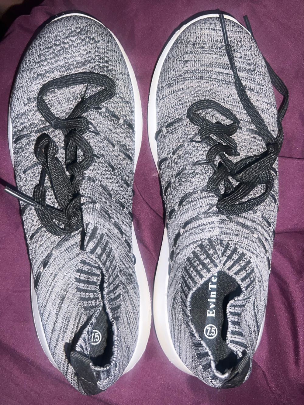 Women’s black/Gray Knit Lace-Up Athletic Shoes size 7.5